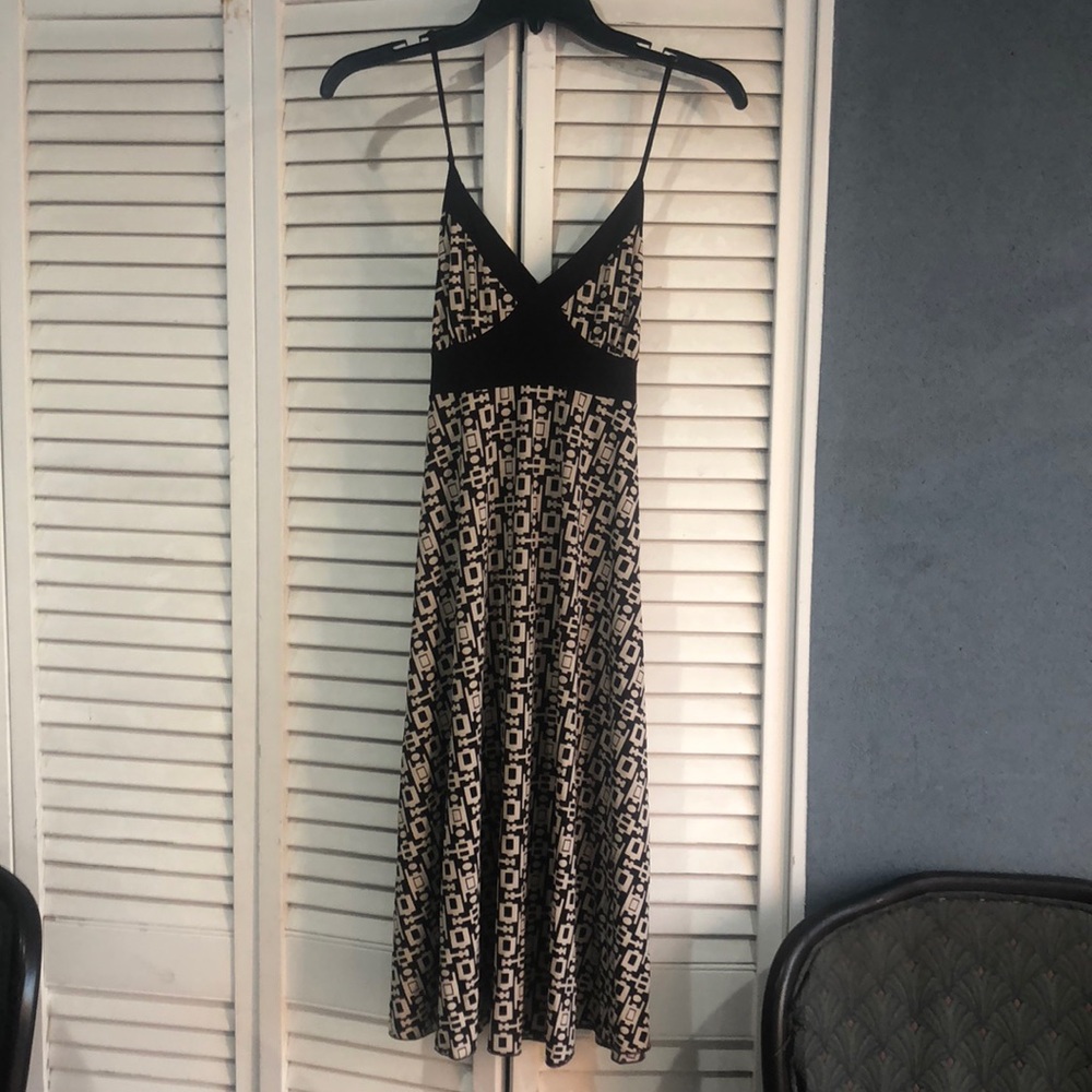 Brown geometric shapes design halter maxi dress